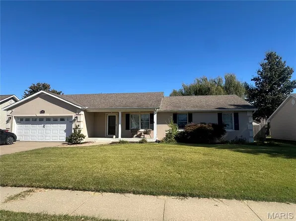 1006 Clearwater Rd, Sikeston, MO 63801