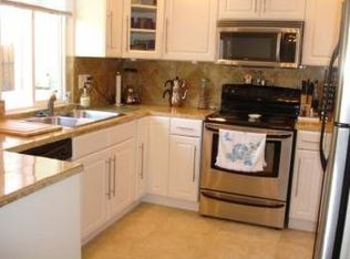 10661 Prince Carlos Ln, Santee, CA 92071