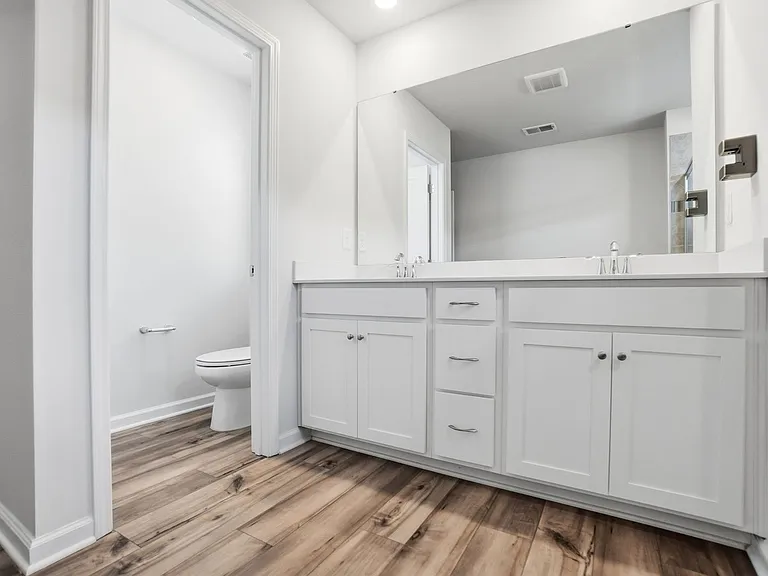 15764 Country House St — Photo 34
