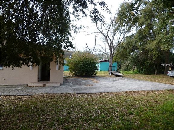 3rd image of 808 S Ivey Ln