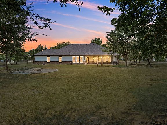 2nd image of 7565 Caddo Creek Rd