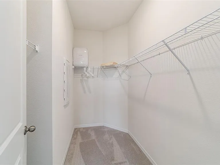 5358 NW 48th Pl — Photo 24