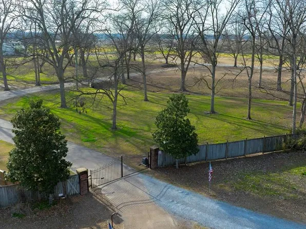 2 Owens Way, Dundee, MS 38626