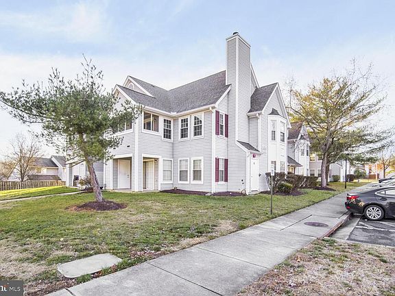 3rd image of 14000 Lord Marlborough Pl #181