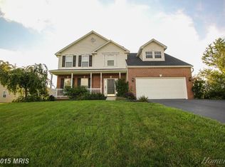 10099 Lindale Ave, Greencastle, PA 17225