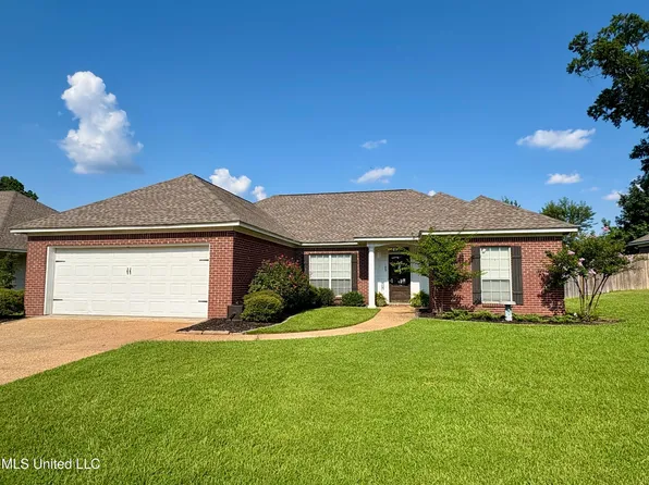 189 Oak Grove Dr, Brandon, MS 39047