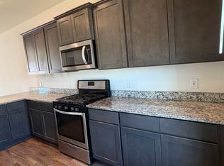 13605 Musselshell Dr, Ponder, TX 76259