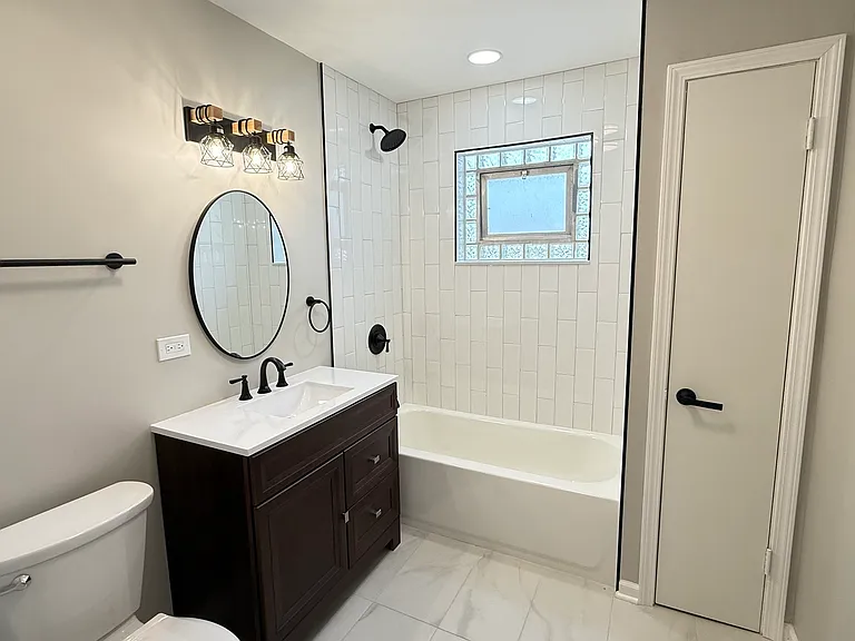 3658 N Laramie Ave #2 — Photo 4