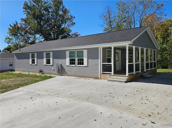 625 Cosby Rd, Utica, NY 13502