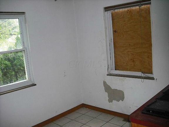 5th image of 2967 Dresden St