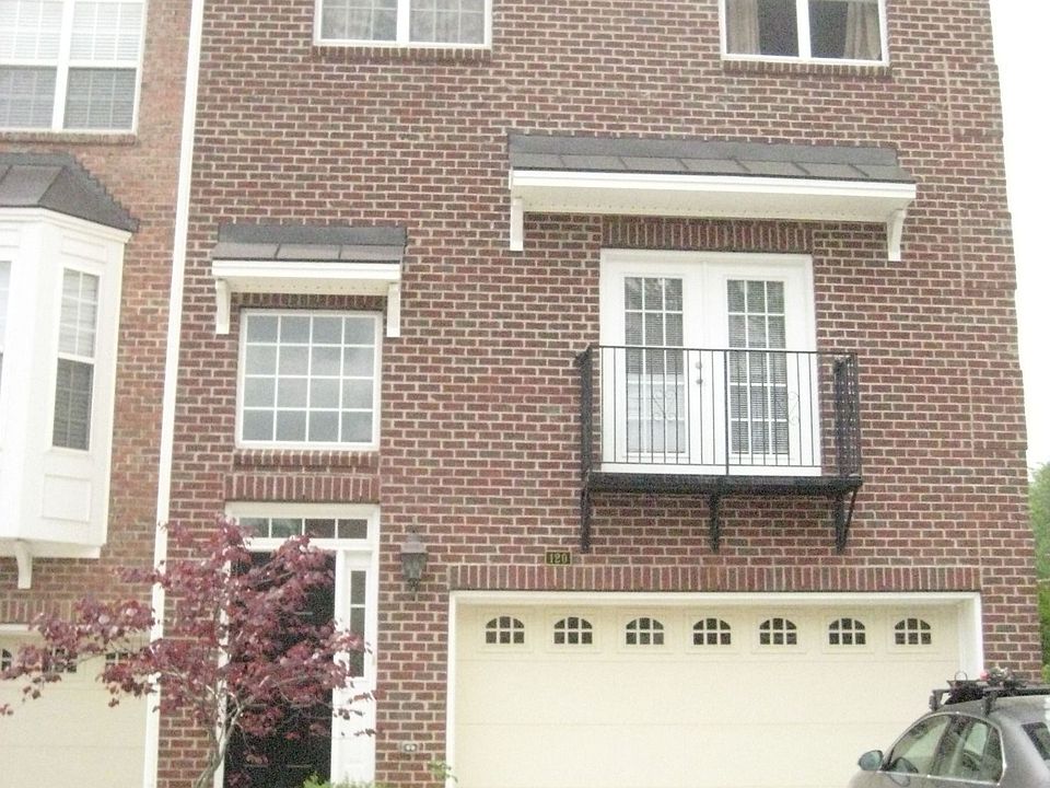 Front Door, Check out more pictures at vineyardsquare.wik.is