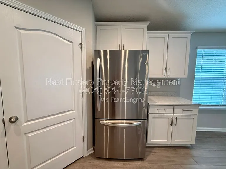 3130 Little Kern Ln — Photo 8