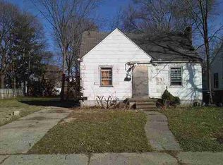 12106 Rossiter St, Grosse Pointe, MI 48224