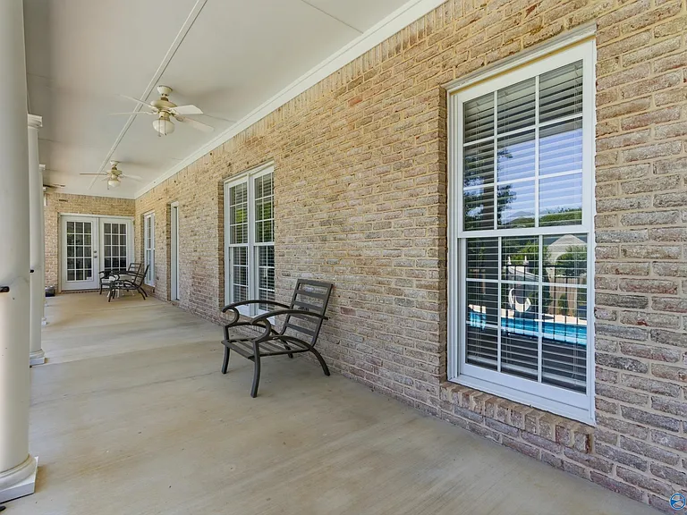 2704 Hampton Cove Way SE — Photo 6