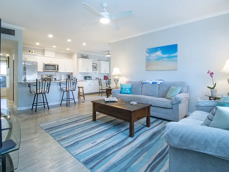 5920 Driftwood Ave — Photo 32