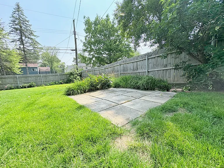 899 Bricker Blvd — Photo 45