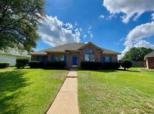 2015 Regent Cir, Bossier City, LA 71111