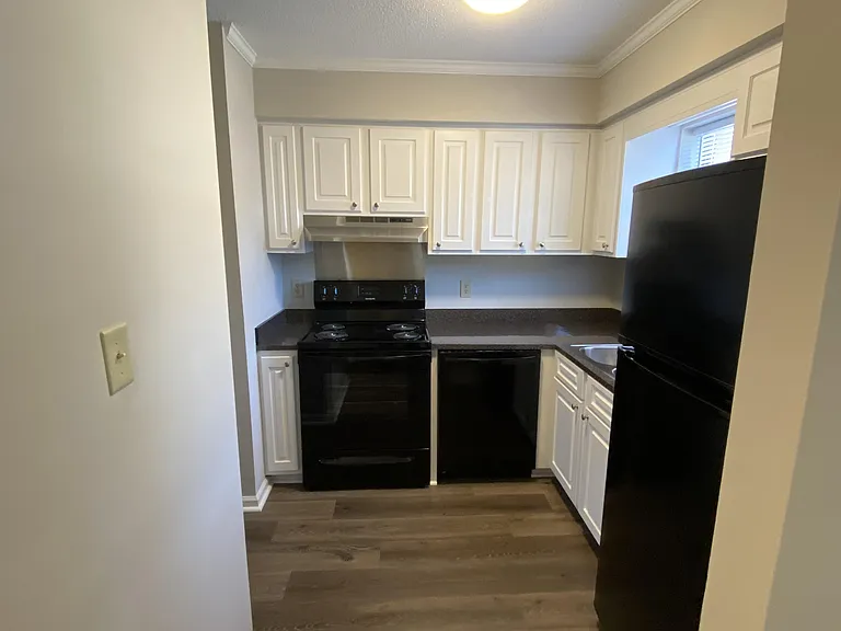 716 Verdant Dr #1 — Photo 11