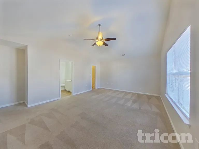 2216 Gooseberry Rd — Photo 9