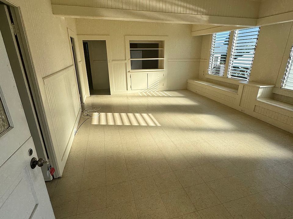 2nd image of 308 Ponahawai St