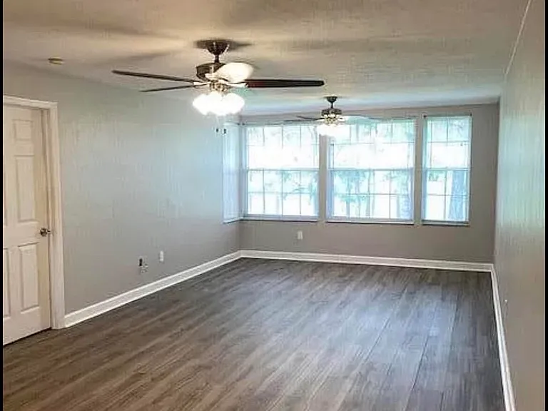 1605 Palm Beach Trace Dr — Photo 3
