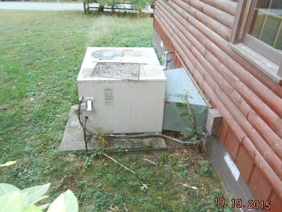 3rd image of 122 Wilkshire Dr