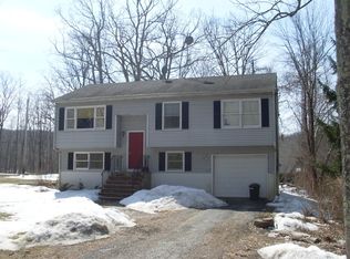 1 Apollo Dr, Highland Lakes, NJ 07422
