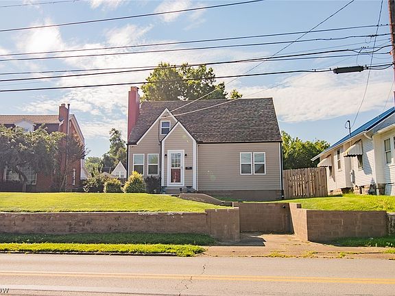 2nd image of 2710 Emerson Ave