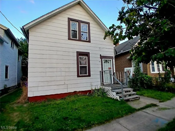 3281 W 44th St, Cleveland, OH 44109