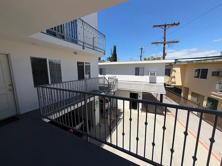 3317 Bagley Ave #5 — Photo 41