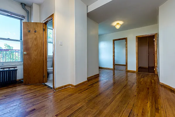 Rented by Nooklyn NYC LLC | media 17