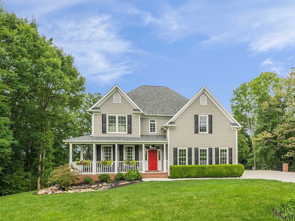 1st image of 1218 Great Oaks Way