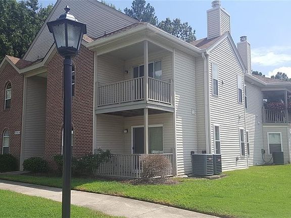 5th image of 510 Mary Robert Ln