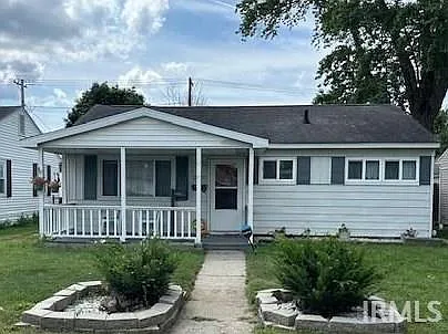 2105 W 8th St photo 1