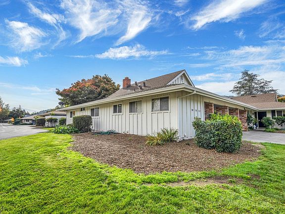 2nd image of 208 White Oak Drive