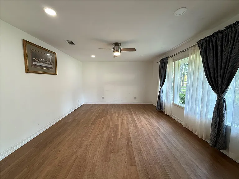 11915 Steppingstone Ln — Photo 12