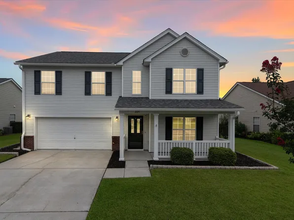 205 Southport Dr, Summerville, SC 29483