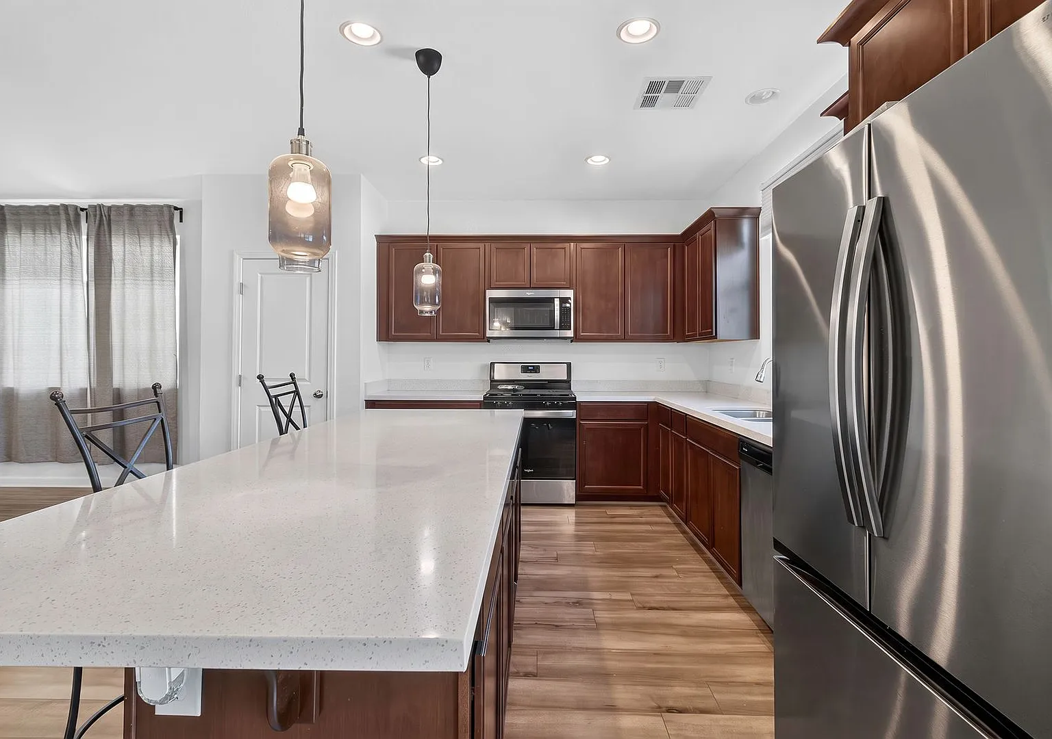 Beautiful 3-Bedroom Home In North Las Vegas, Nv — Photo 1