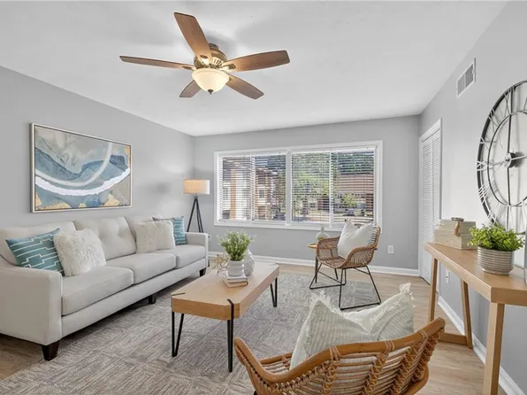 131 Hampton Club Dr, Hampton, VA 23666