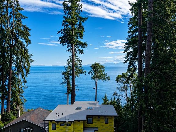 5th image of 1503 Gower Point Rd