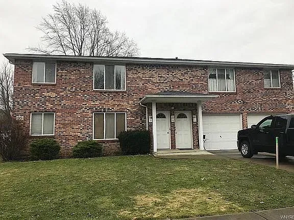 95 Community Dr #3