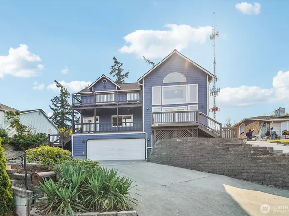 1499 SW Ponsteen Drive, Oak Harbor, WA 98277