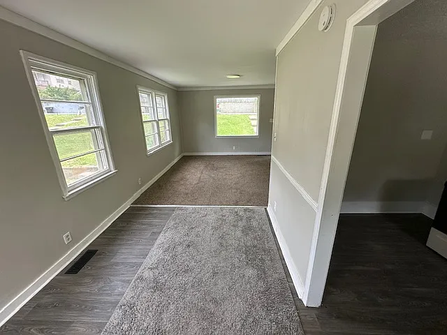 51 Lakeside Dr — Photo 3