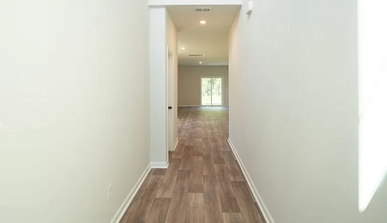 142 Geranium Way — Photo 6