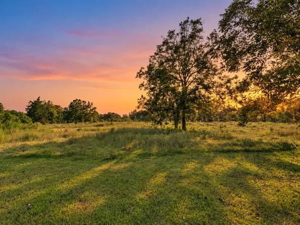 3014 Fm 524 Rd, Sweeny, TX 77480