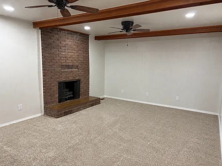 1336 W Twin Springs St — Photo 6
