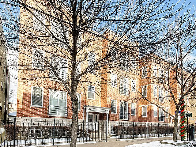 1st image of 1320 W Belmont Ave