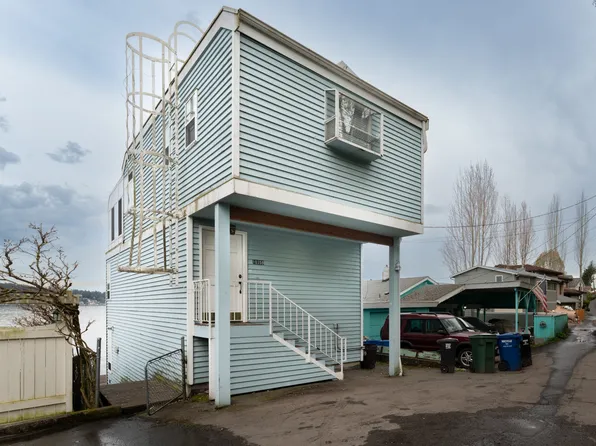 10358 Riviera Pl NE, Seattle, WA 98125