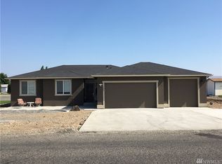 408 Davidson Blvd SW, Mattawa, WA 99349