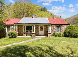 2393 Laurel Valley Rd, Mars Hill, NC 28754